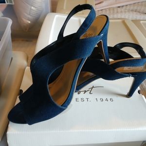 Ladies Shoes